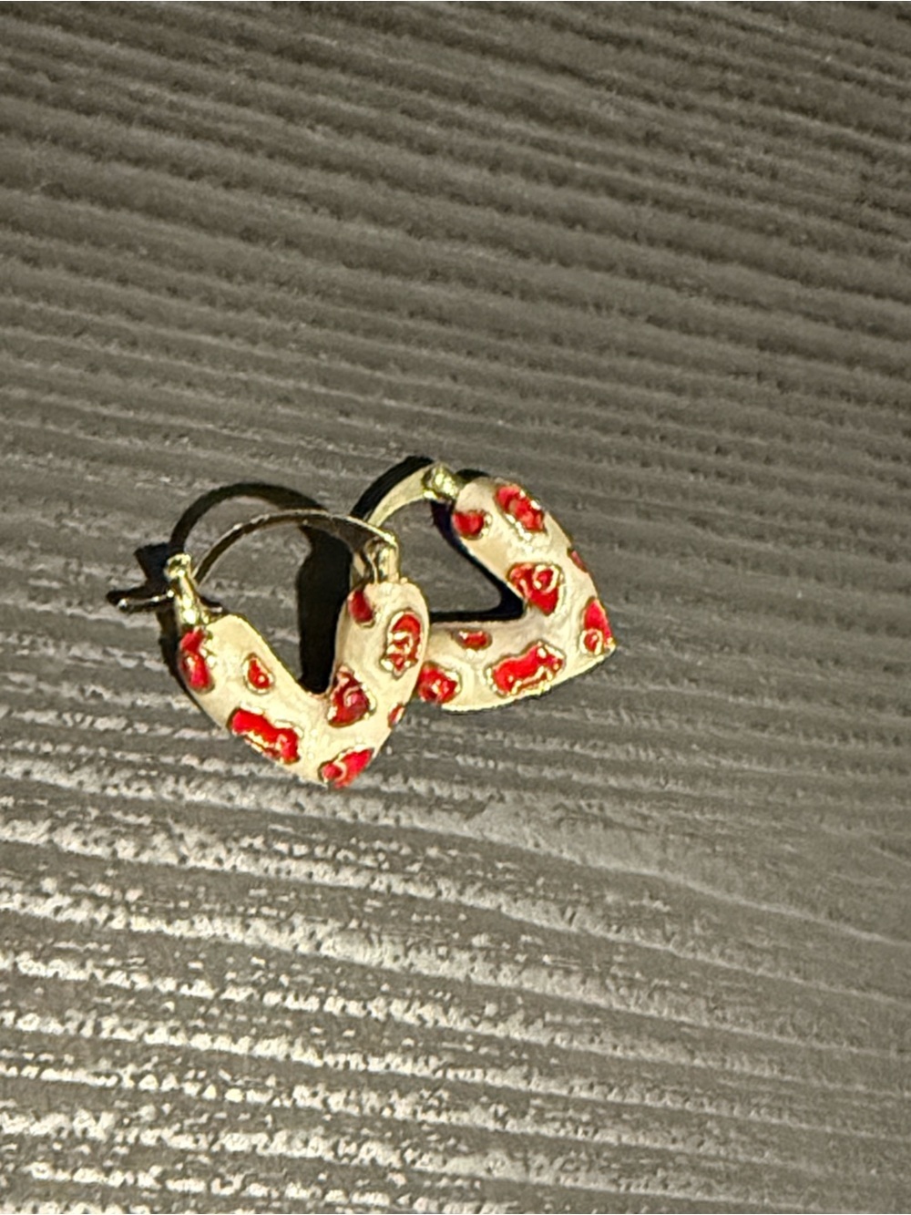 Gold Heart Hoop Earrings with Red and Pearl Enamel Accent - Picture 4 of 7